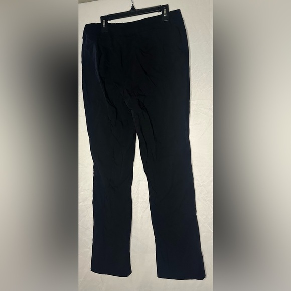 Marla Wynne Women’s Black Pants size 10 has Stylish split at ankle of pants - Picture 4 of 10